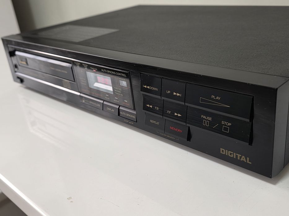 CD плейър Sansui CD-V550R