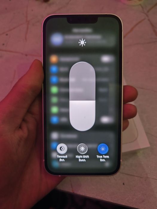 Iphone 13 oq rang holati yangi