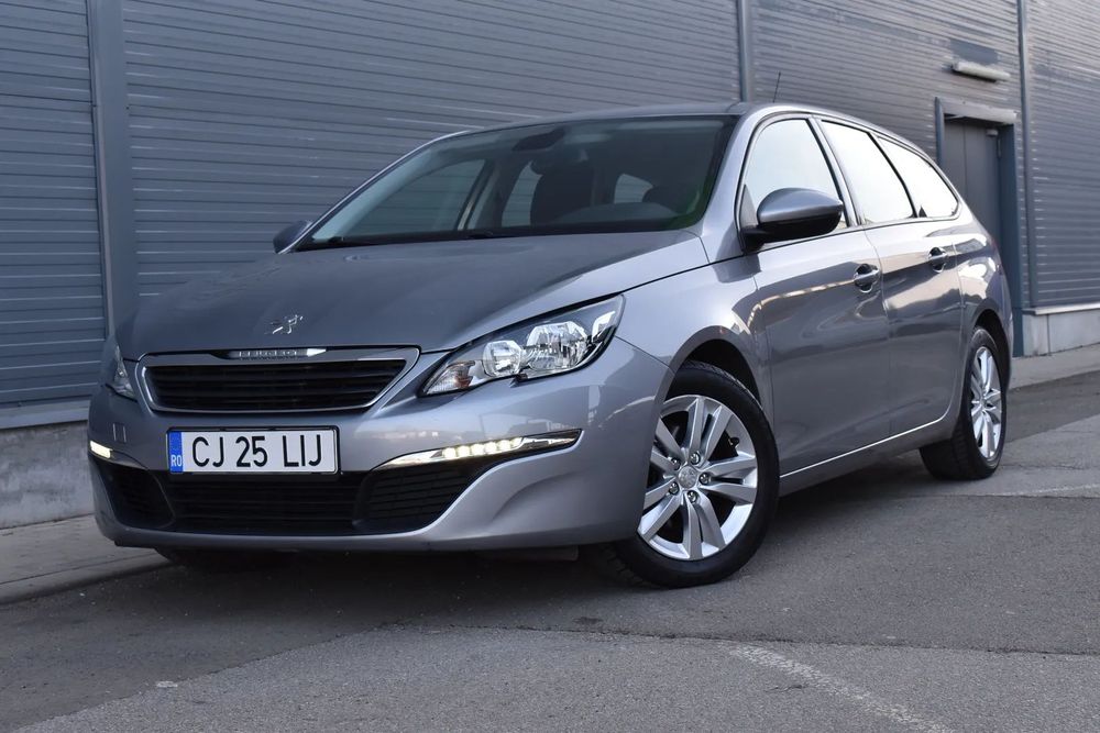 Peugeot 308 EURO 6 | Inmatriculat | 1.6 Blue HDI 120CP | Navigatie