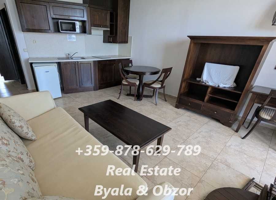 Продава се Двустаен апартамент в Обзор - 66 кв.м за 1061 €/кв.м - Снимка #3