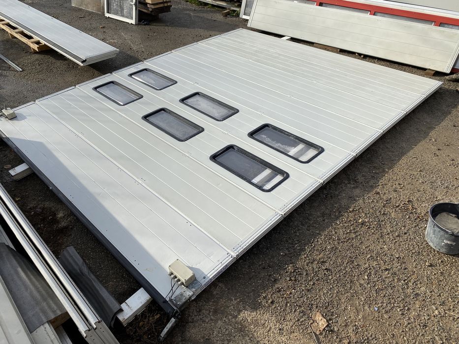 USA SECTIONALA INDUSTRIALA Hormann poarta garaj H 395 x L 329 GARANTIE