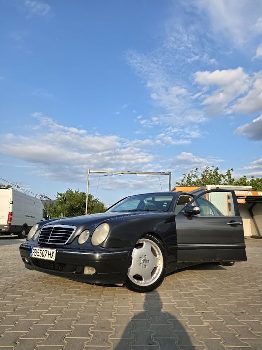 Mercedes-Benz E430 W210