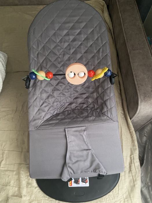 Продам коляску, стульчик , шезлонг