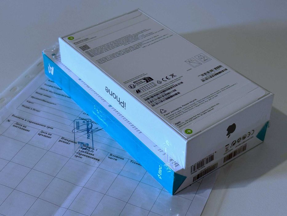 Бартер! Чисто НОВ! 24м.Гаранция! iPhone 17 Pro Max Deep Blue (Син) + 10,000mAh Powerbank
