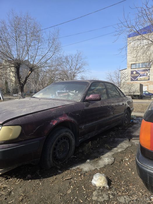 Ауди 100 С4 седан