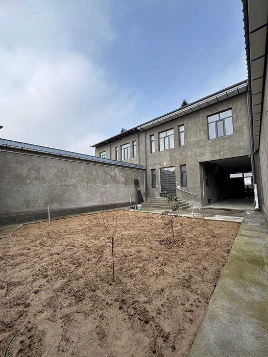 Сергелидан 3км.Зангиата туман.2,5cотихда 5хонали 2 каватли уй сотаман.