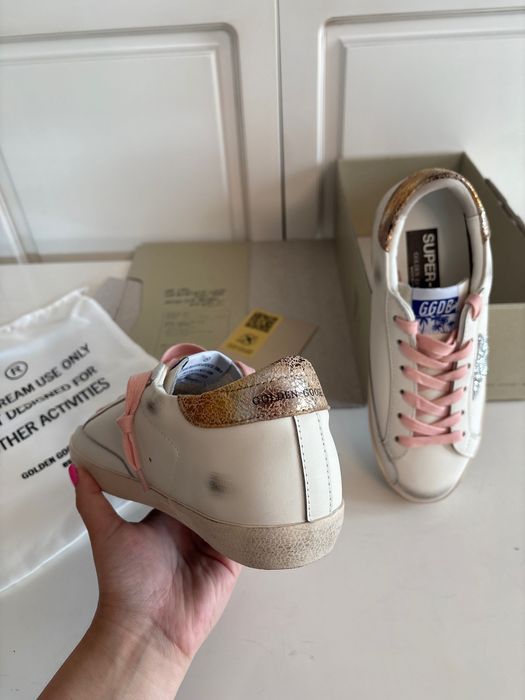 Golden Goose Noi , 100% Piele Naturală , Full Box, Mărimi 35/41 !!!