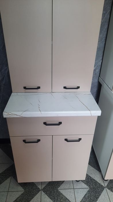 Продам кухонный гарнитур