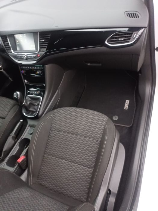 Vând Opel Astra k 2017