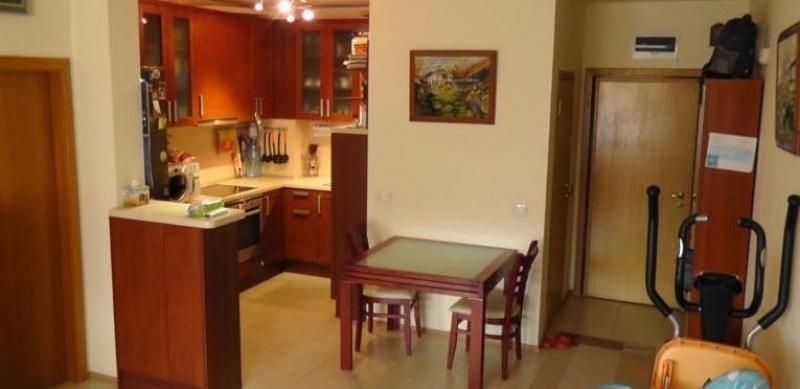 Дава се под наем Тристаен апартамент в София, Студентски град - 90 кв.м за 749 € - Снимка #2