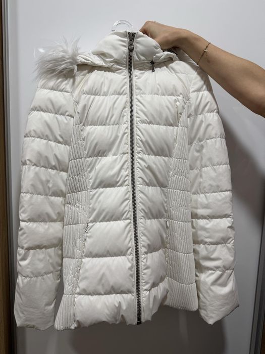 Оригинално зимно яке Guess с пух