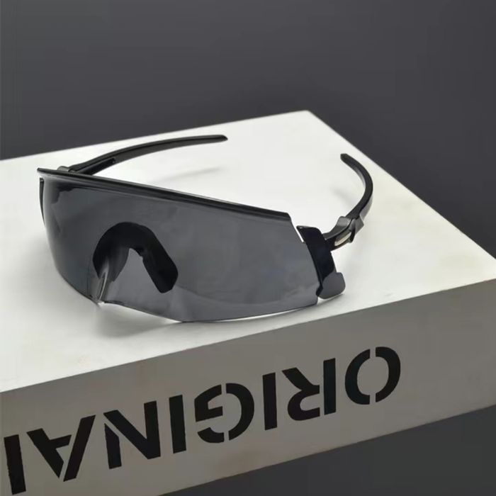 Очки солнцезащитные Oakley Kato