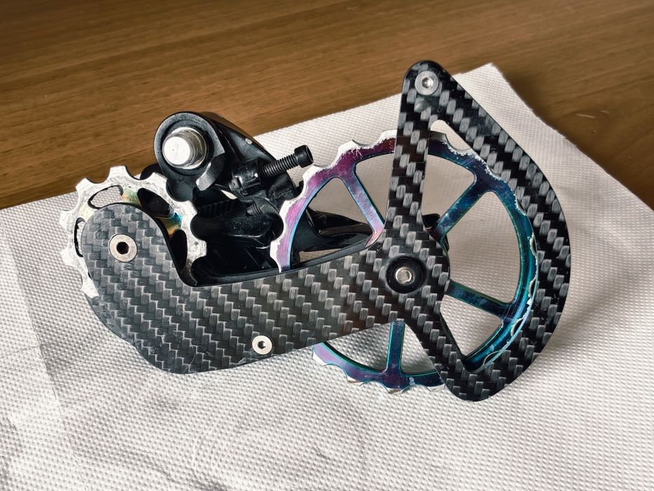 Grup complet Ergopowere Manete Sensah Empire Pro Carbon 2x11