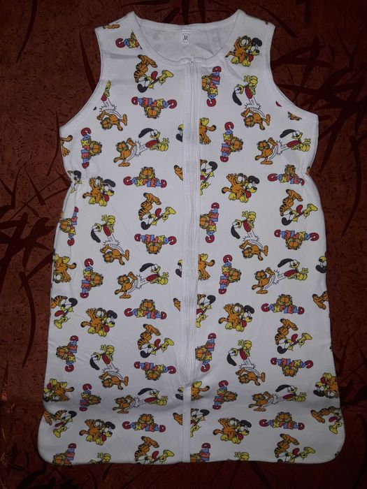 Продавам БЕБЕШКИ/ДЕТСКИ дрехи ЗА СПАНЕ, 3 броя, с голяма отстъпка