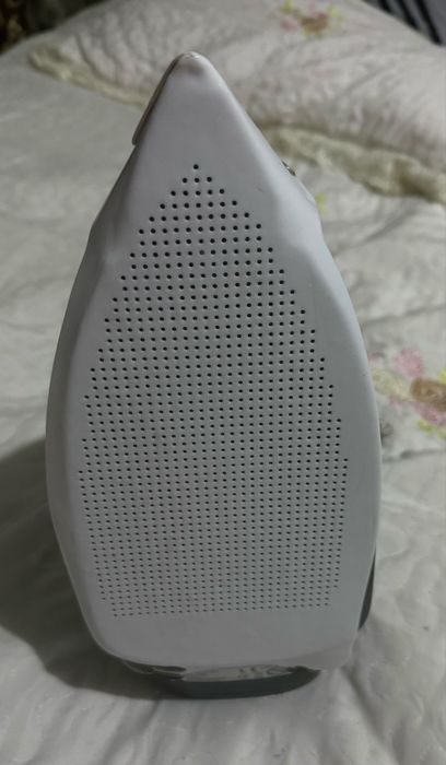 Утюг рабочий Russell Hobbs