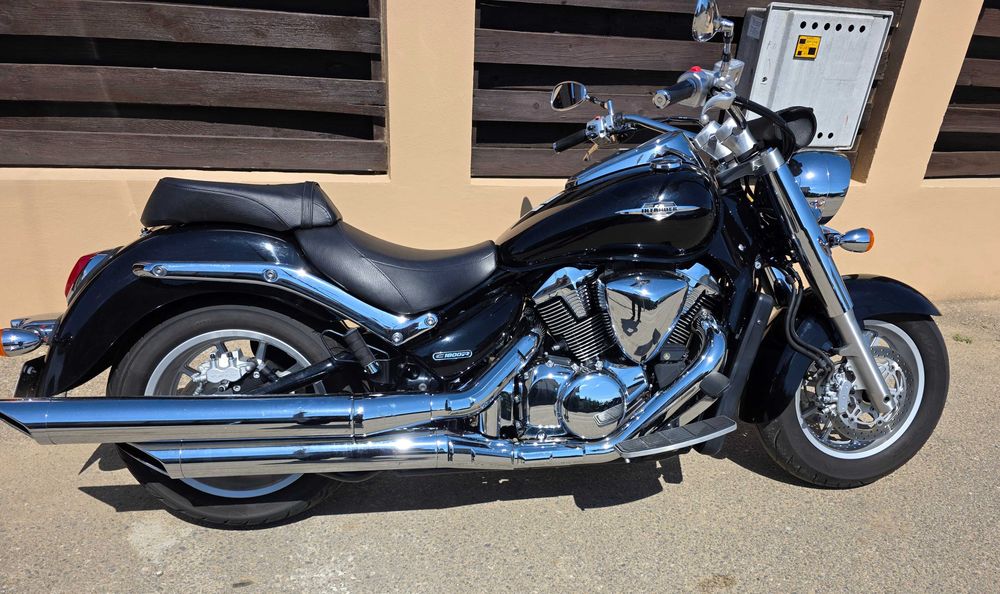 Suzuki VLR 1800 Intruder