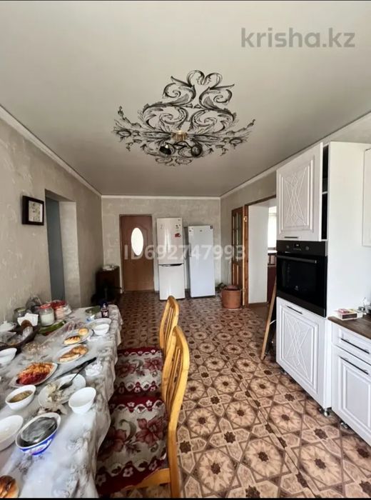 Продам дом  у подножия горы