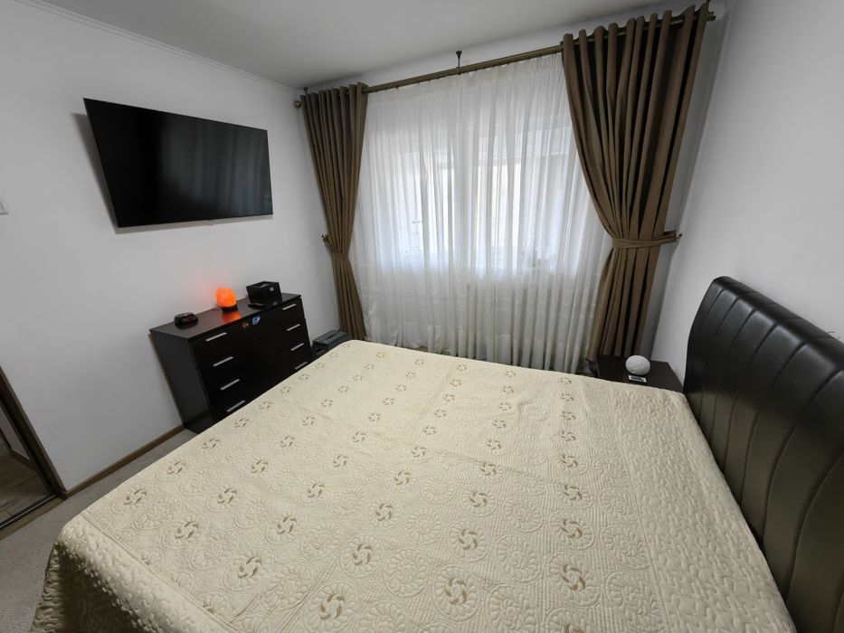 Vând apartament cu 2camere