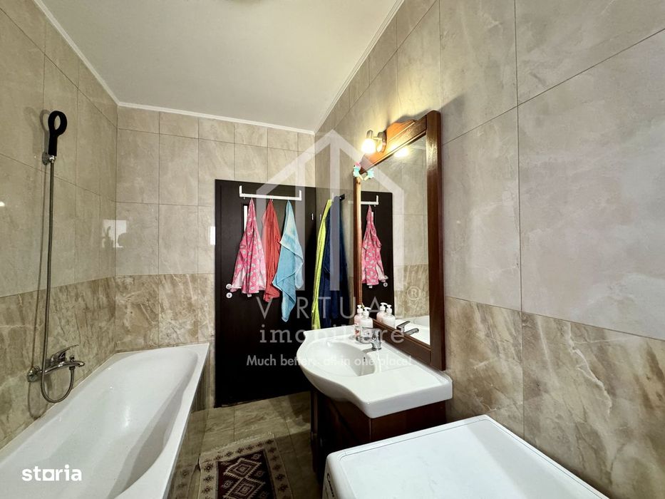 Apartament cu 3 camere, decomandat, 83mp utili, balcon 12mp, Selimbar