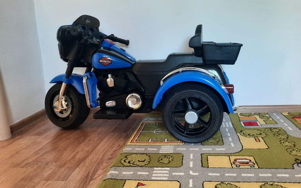 Продаётся мотоцикл детский