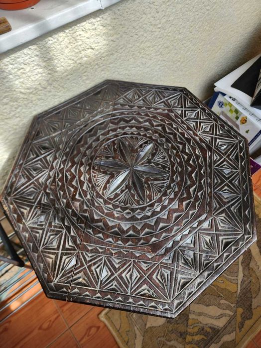 Rustic and Vintage! Superba! Masă laterală hexagonală de cafea