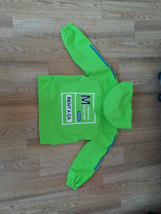 Комбинезон зимний и куртки