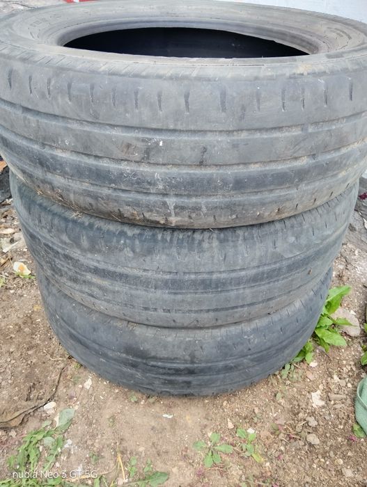 Продам покрышки на 15