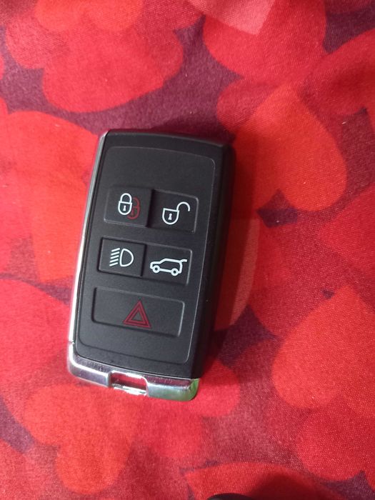 Vand Chei audi si Land Rover