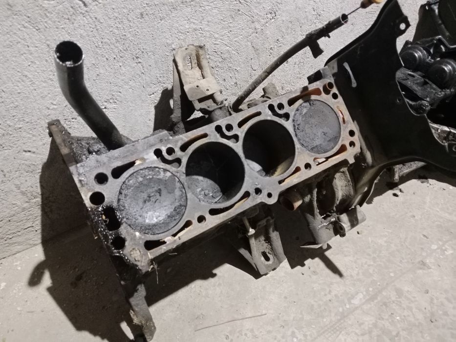 Блок опель омега 2л