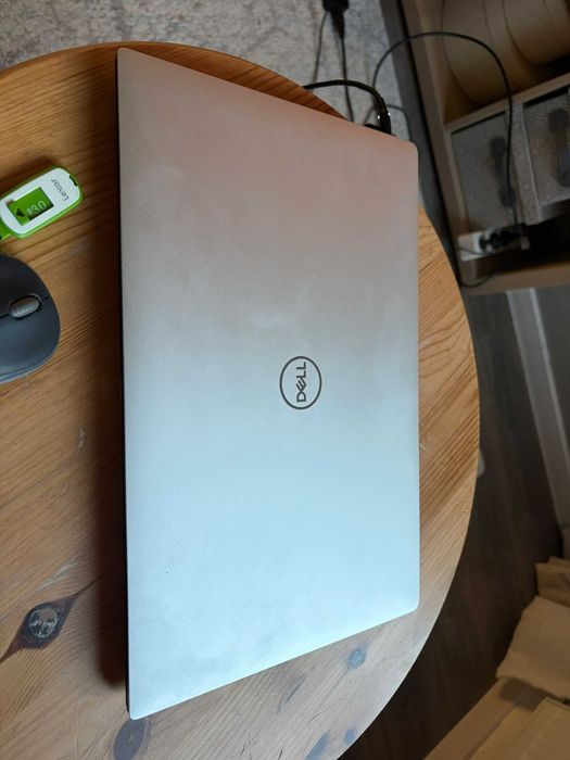 Dell XPS 15 7590, OLED, 4k UHD, Intel I5, 32GB, 1TB SSD