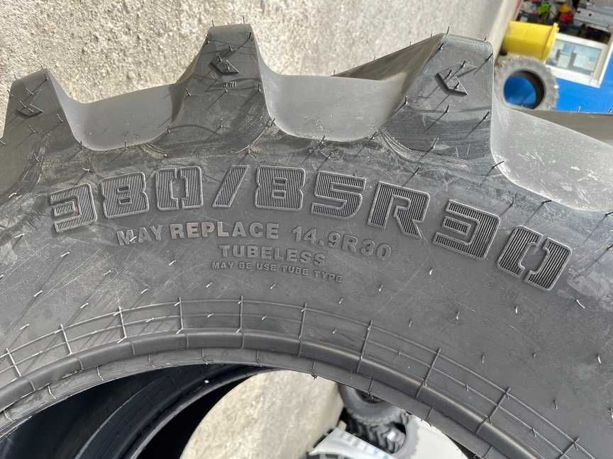 Anvelope Tubeless pentru tractor Ford Same 380/85 R30 14.9-30