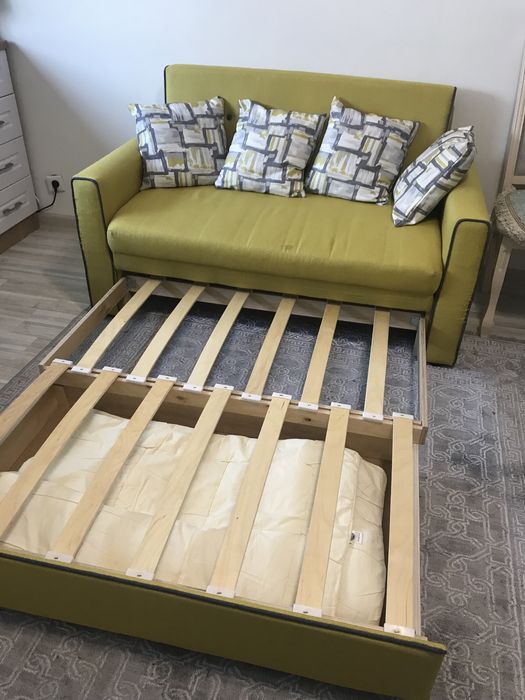 Диван в детскую комнату