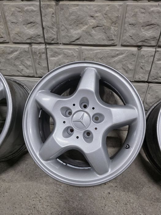 Диски Mercedes Benz 8x16 5x112 ET62 D оригинал.66
https://euroaut