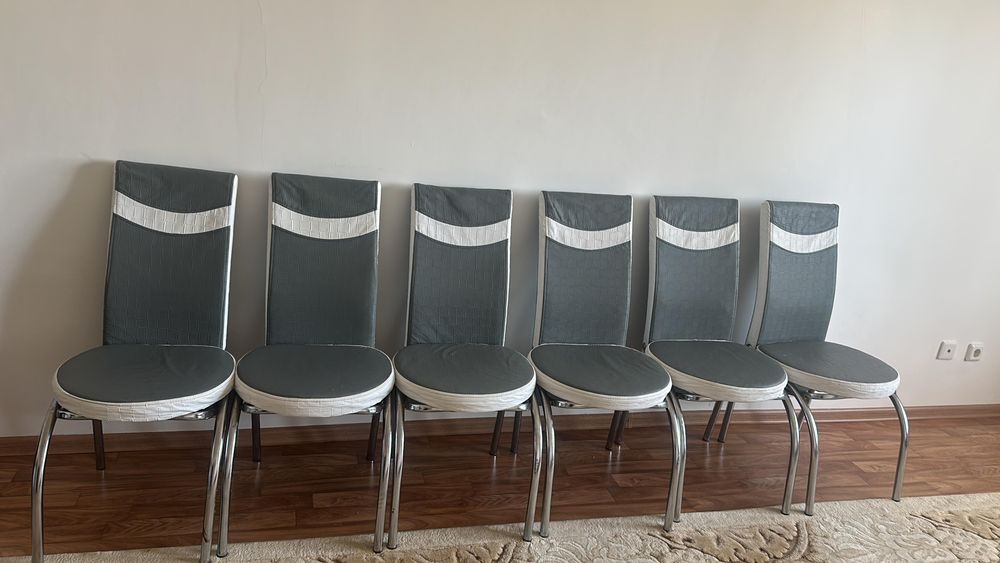 Столы для кухни.