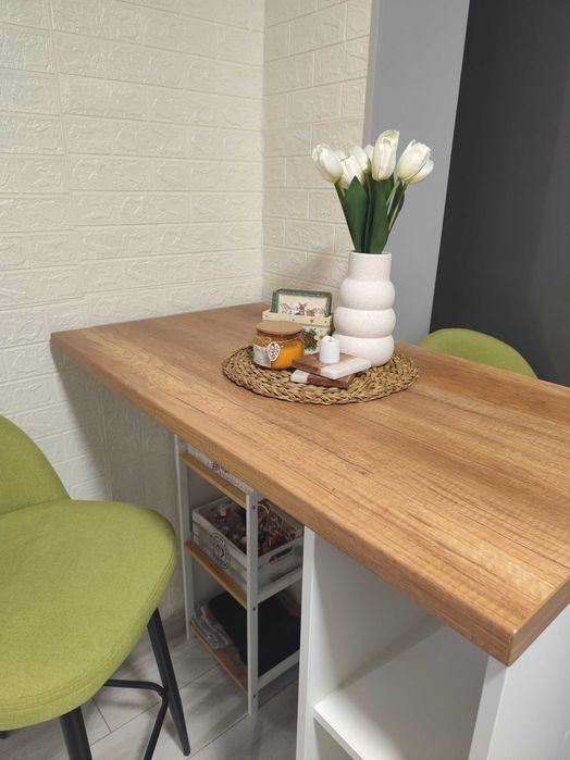 Бар маса +2 бр. бар столове