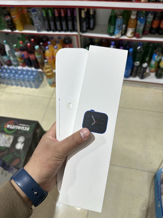 Apple Iwatch 6  44 sotila aybi yoq karobka bor