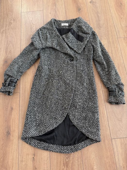 BSB Fashion палто от букле с кожен колан