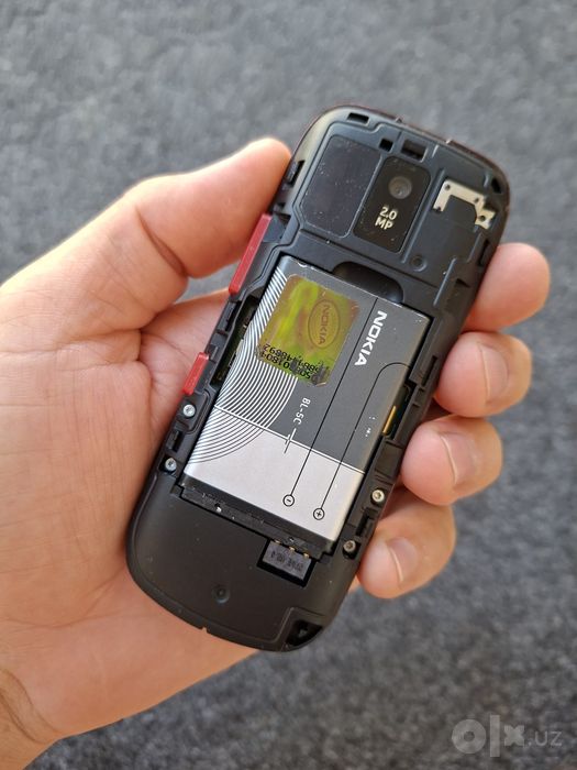 Nokia asha 203 red sotladi