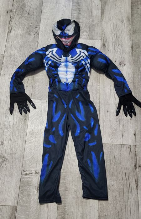 Продам детский костюм Венома