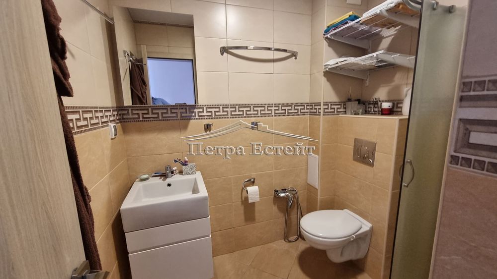 Продава се Тристаен апартамент в Варна, Бриз - 139 кв.м за 1763 €/кв.м - Снимка #8