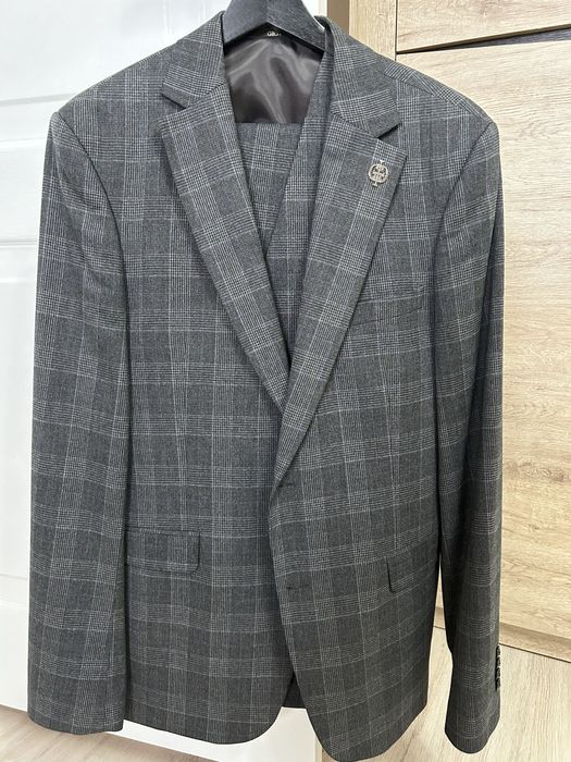 мужской костюм тройка