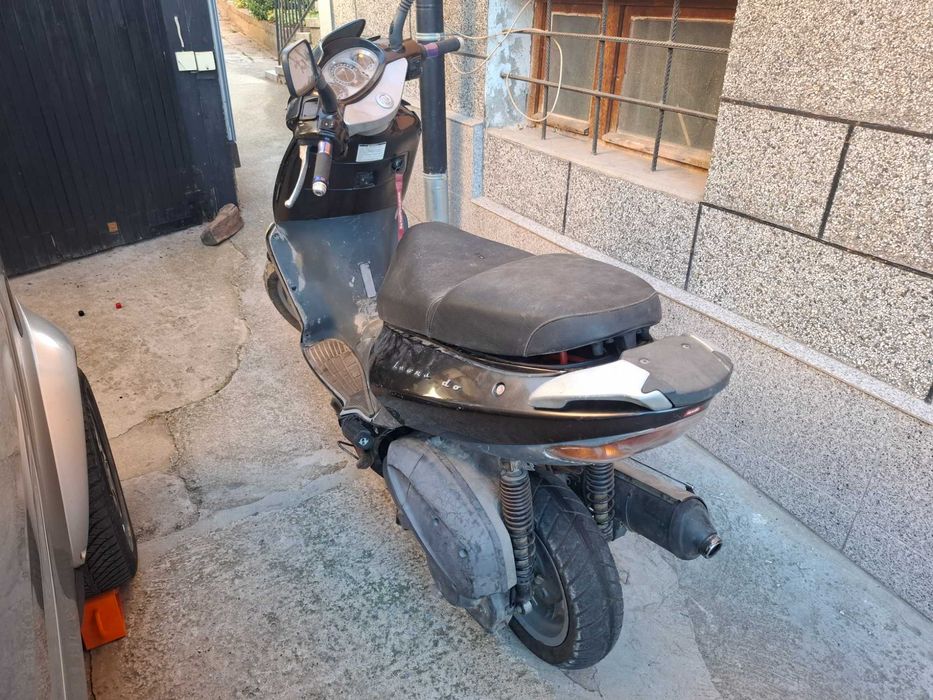 Aprilia Leonardo 250 на части