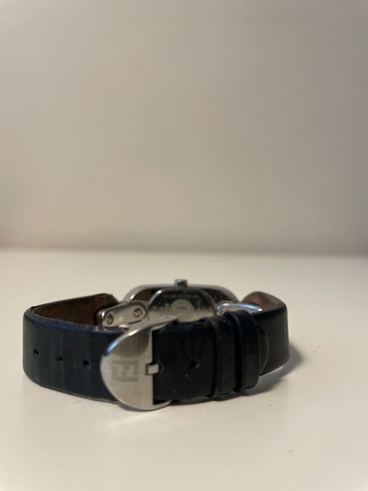 Fendi -часовник,дамски