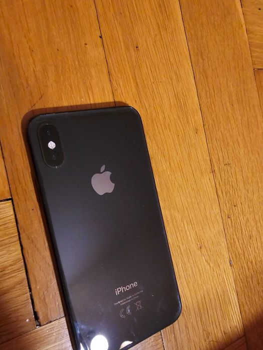 Iphone xs много запазен