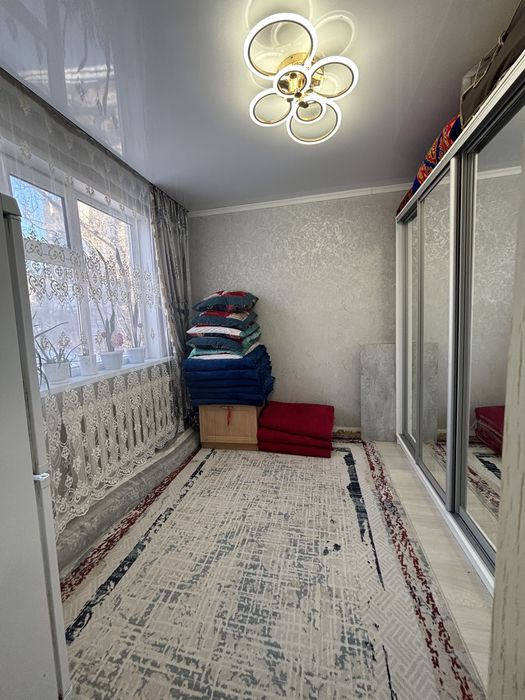 Продается 3х ком Школьник 2/5