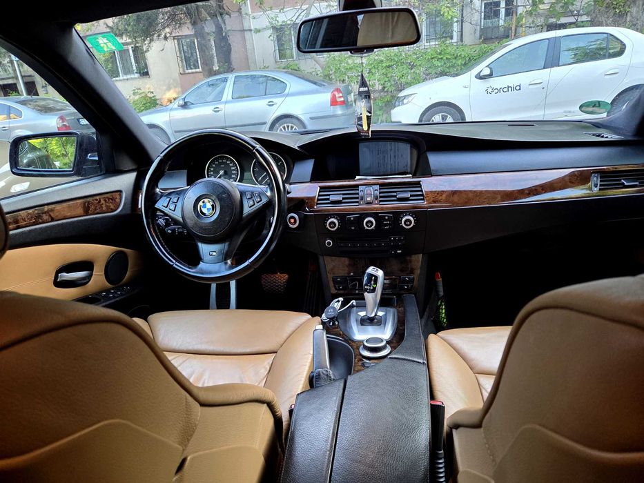BMW E60 530d Full Option M Paket 235 CP