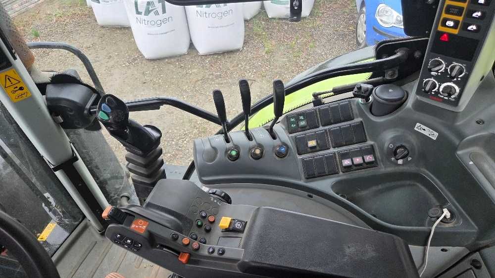 Tractor CLAAS CLAAS ARION 630 T4 cu incarcator frontal FL 120