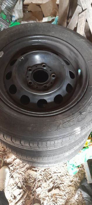 Четири Гуми с джанти 195/15