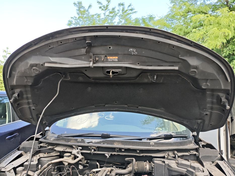 Преден капак за Nissan Qashqai J11