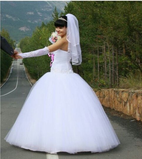 Свадебное платье